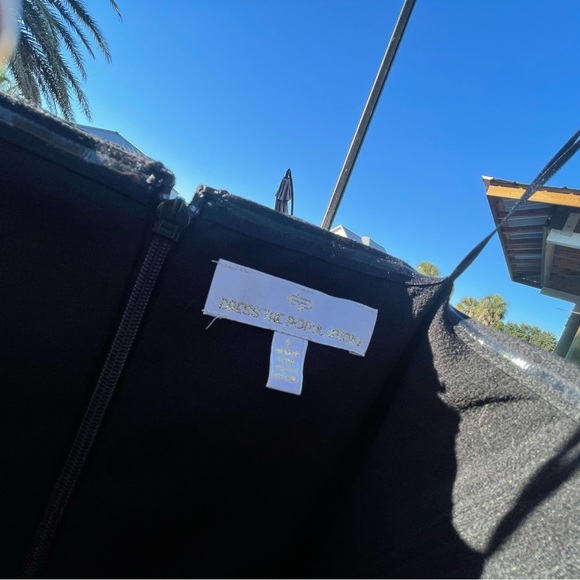 Dress The Population - Picture 9 of 12